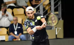 Le Français Benjamin Bonzi a remporté ses deux manches au tie-break